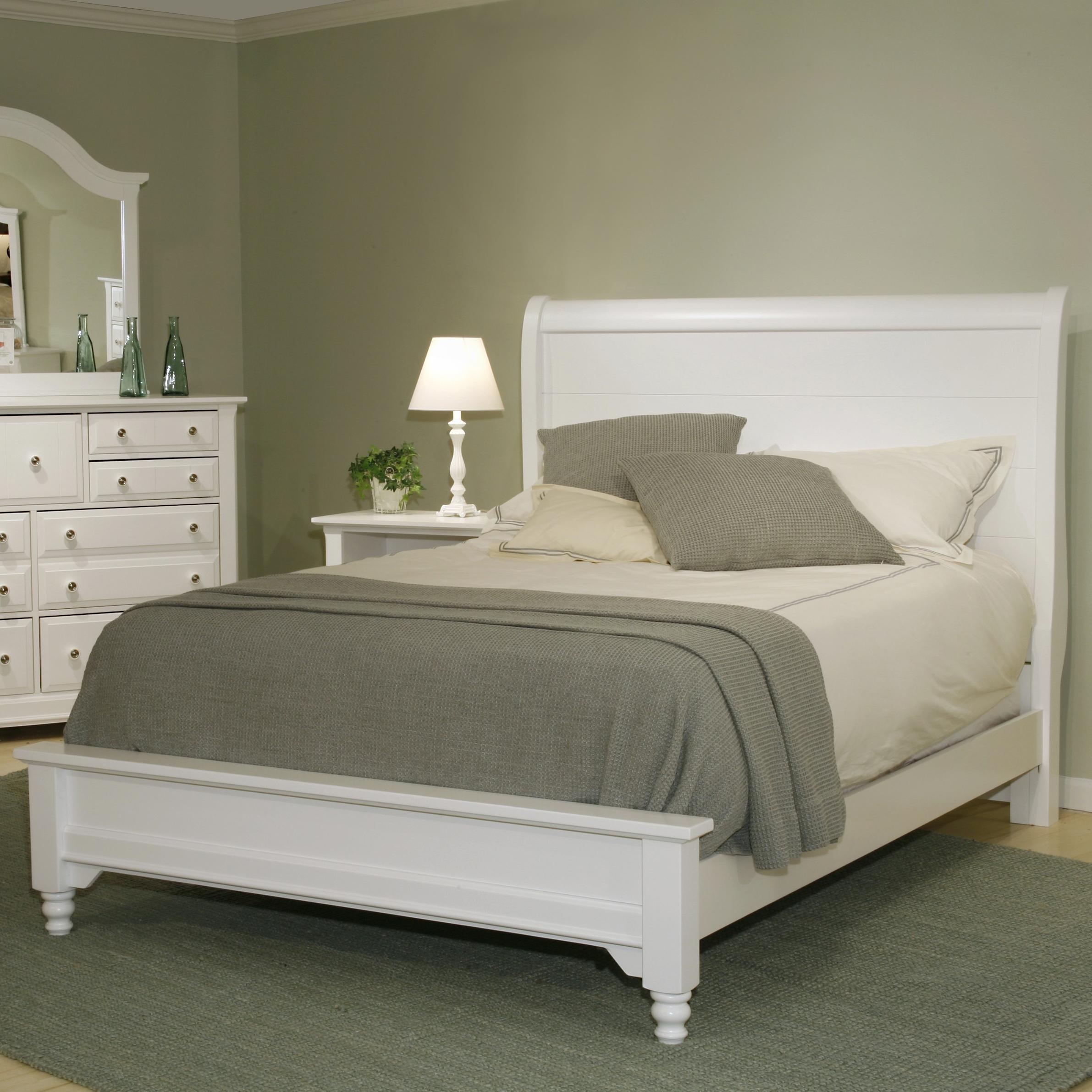 Vaughan Bassett Cottage Full Sleigh Bed w/ Low Footboard Belfort